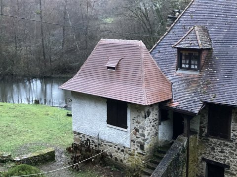 RENOVATION D'UNE TOITURE A SEGUR-LE-CHATEAU